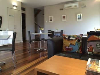 Chaucer Palms Boutique Bed & Breakfast - Accommodation Adelaide 3