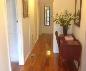 Eltham Retreat - Accommodation Adelaide 11