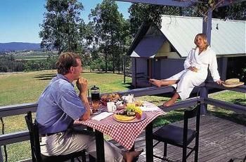 Vineyard Hill - Accommodation Adelaide 3