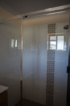 The Wattle Lodge - Accommodation Adelaide 0
