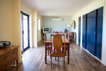 The Wattle Lodge - Accommodation Adelaide 14