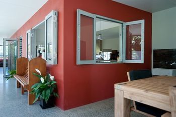 Moonee Beach Executive Retreat - Accommodation Adelaide 10