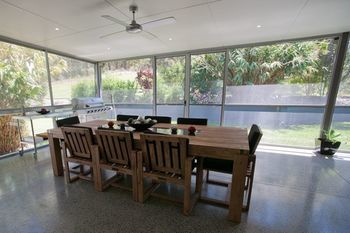 Moonee Beach Executive Retreat - Accommodation Adelaide 18