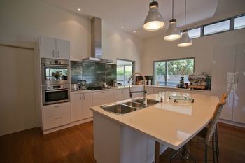 Moonee Beach Executive Retreat - Accommodation Adelaide 21