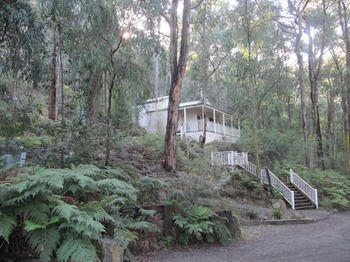 Myers Creek Cascades Luxury Cottages - Accommodation Adelaide 14