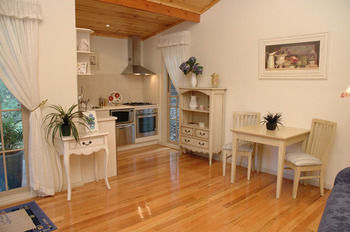 Myers Creek Cascades Luxury Cottages - Accommodation Adelaide 18