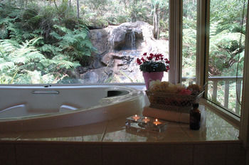 Myers Creek Cascades Luxury Cottages - Accommodation Adelaide 29