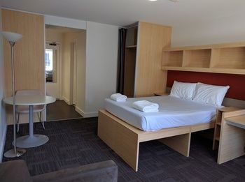 RMIT Village - Accommodation Adelaide 22