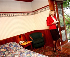 Manly Hotel, The - Accommodation Adelaide 3