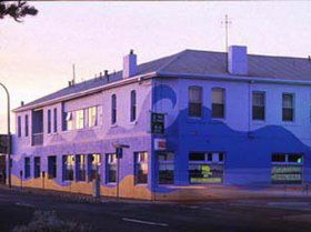 Beach Hotel - Accommodation Adelaide 0