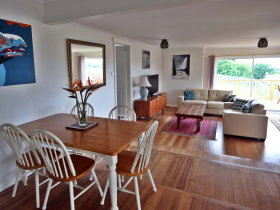 Seaview House Ulverstone - Accommodation Adelaide 1