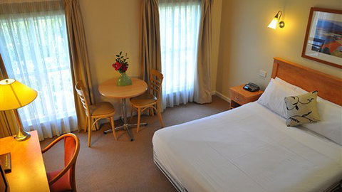 Glen Inn Motel & Apartments - Accommodation Adelaide 0