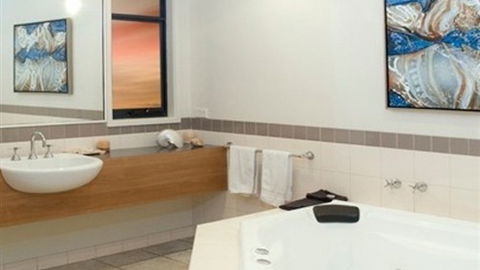 Aireys Inlet Getaway Resort - Accommodation Adelaide 6