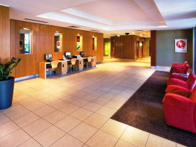 Travelodge Hotel Garden City Brisbane - Accommodation Adelaide 1