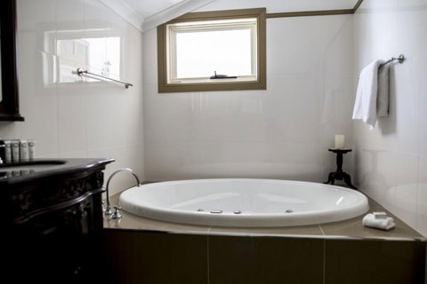 Bli Bli House Luxury Accommodation - Accommodation Adelaide 12