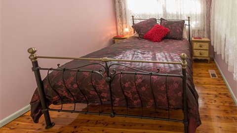 Muscat House - Accommodation Adelaide 0
