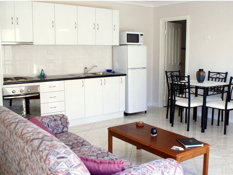 A Good Rest B&B - Accommodation Adelaide 2