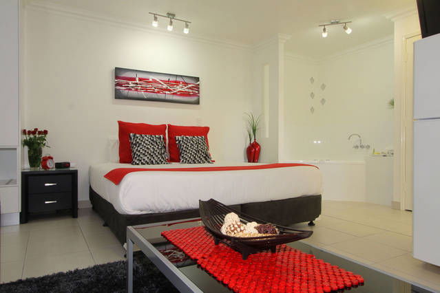 Innes Park QLD Accommodation Adelaide