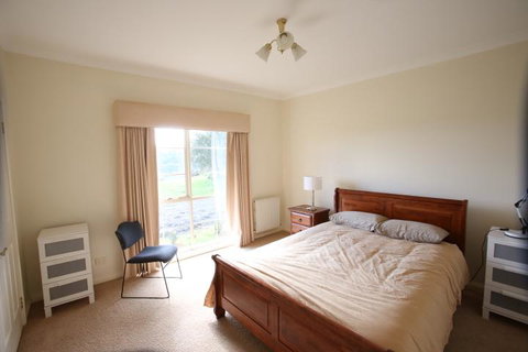 Farm Accommodation - Accommodation Adelaide 9