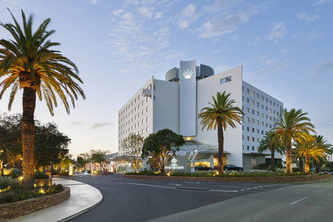 Crown Promenade Perth - Accommodation Adelaide 0