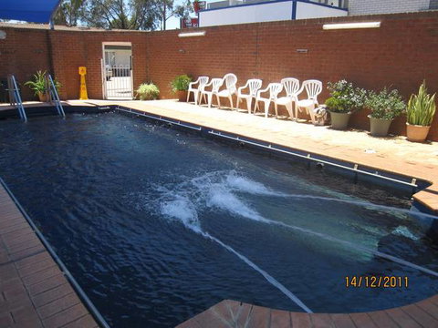 Dragon Phoenix Resort & Restaurant - Accommodation Adelaide 0