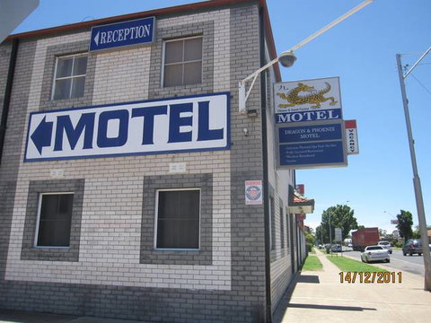 Dragon Phoenix Resort & Restaurant - Accommodation Adelaide 3