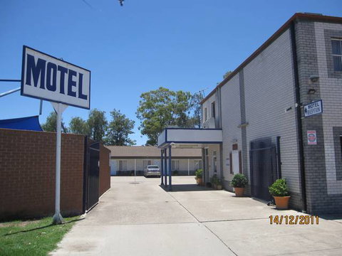 Dragon Phoenix Resort & Restaurant - Accommodation Adelaide 13