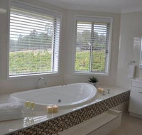 Ghost Riders Vineyard Lodge - Accommodation Adelaide
