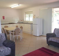 Golden Chain Margaret River Country Cottages - Accommodation Adelaide