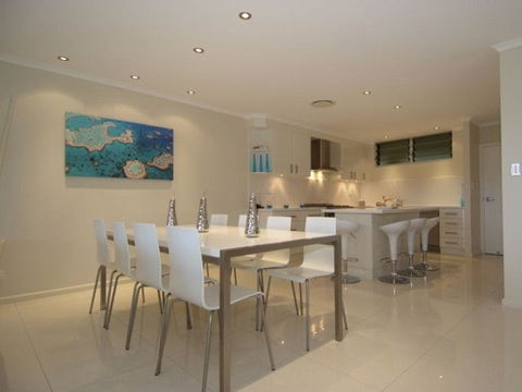 Hamilton Island Private Apartment - Poinciana - Accommodation Adelaide 0