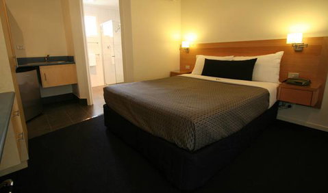 Hamilton Town House Motel On Shakespeare - Accommodation Adelaide 0