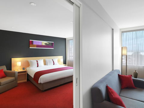 Holiday Inn Melbourne Airport - Accommodation Adelaide 6