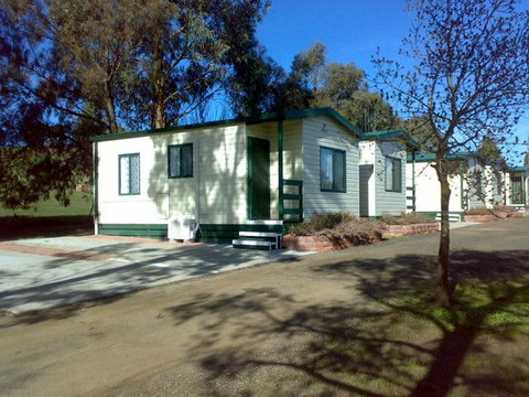 Kilmore Caravan Park - Accommodation Adelaide 0