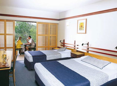 Mercure Kingfisher Bay Resort - Accommodation Adelaide 3