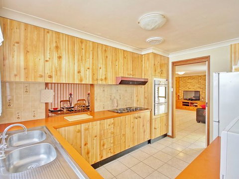 Seaview - Accommodation Adelaide 145