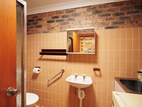 Seaview - Accommodation Adelaide 179