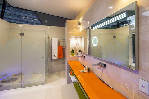The Feathered Nest - Luxury Wildlife Retreat - Accommodation Adelaide 4