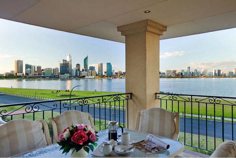 The Peninsula - Riverside Serviced Apartments - Accommodation Adelaide 4