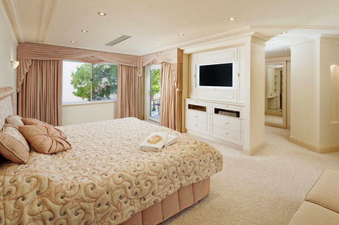 The Peninsula - Riverside Serviced Apartments - Accommodation Adelaide 9