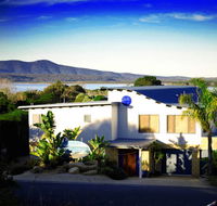 The Wave Oasis SC BB - Accommodation Adelaide