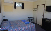Bluey Motel - Lightning Ridge - Accommodation Adelaide 0