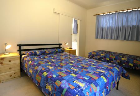 Island Coastal Units - Accommodation Adelaide 2