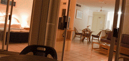 Golden Sands Beachfront Apartment Resort - Accommodation Adelaide 2