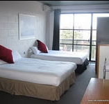 St Kilda Beach House - Accommodation Adelaide