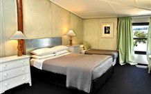 Blenheim Bliss - Accommodation Adelaide 0