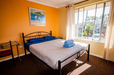 Port Macquarie YHA - Ozzie Pozzie Backpackers - Accommodation Adelaide 1