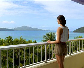 Hamilton Island Reef View Hotel - Accommodation Adelaide 0