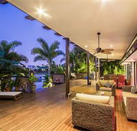 The Tropics at Vogue Holiday Homes - Accommodation Adelaide
