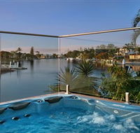 Sanctuary on Water Elite Holiday Home - Accommodation Adelaide