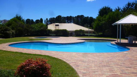 Sundown Villa's - Accommodation Adelaide 0
